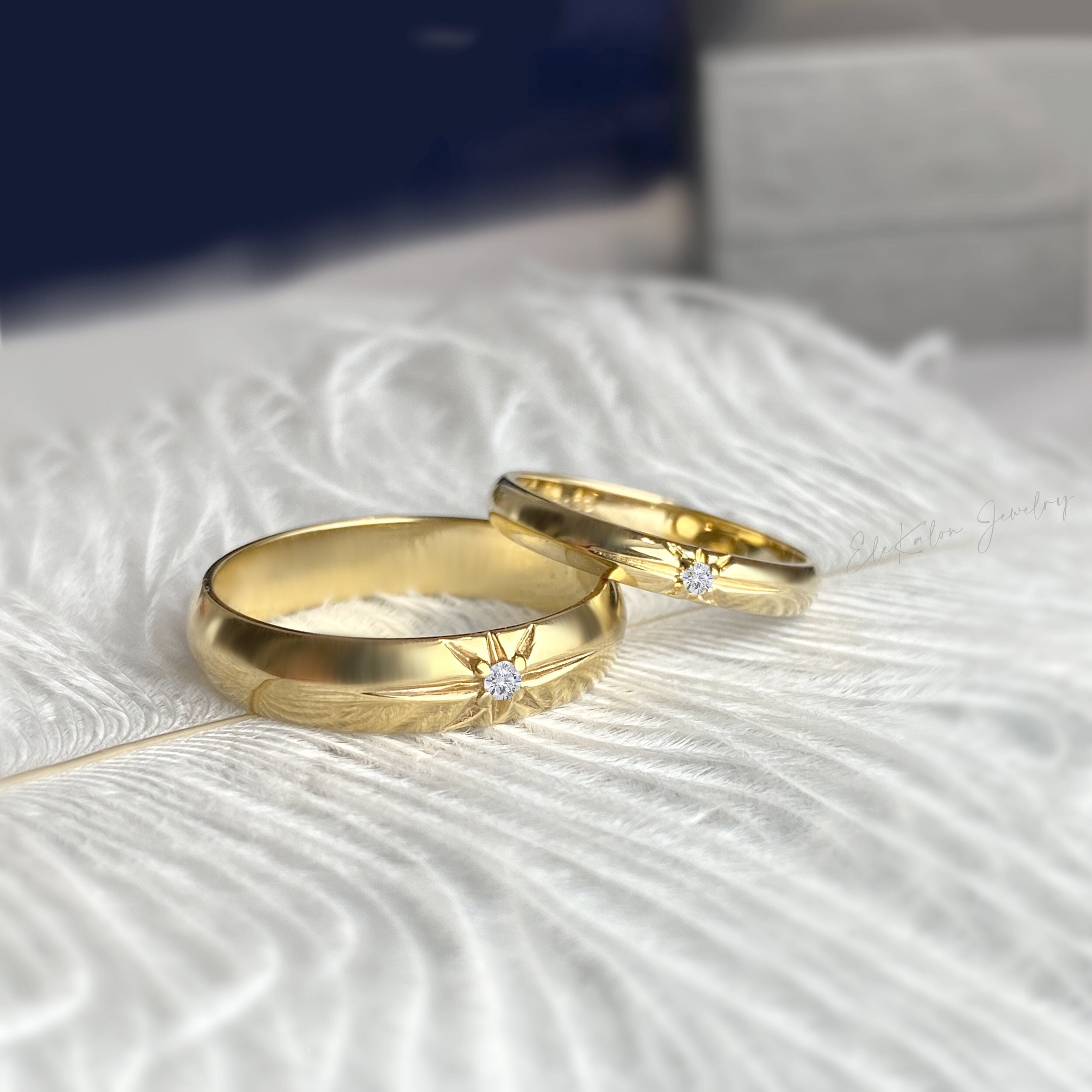 Love couple hotsell rings gold