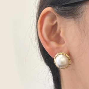 14K Solid Gold Mabe Pearl Earrings, Vintage Pearl Earrings, Chunky Pearl Studs, Bold Statement Earrings, French Style Earrings