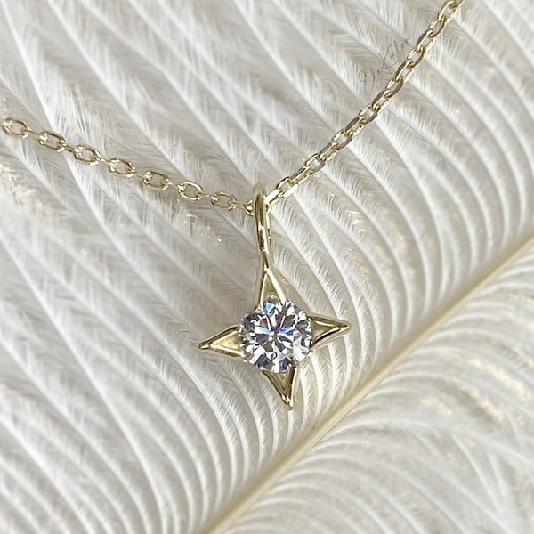 Pendentif North Star en or massif 10K, Collier étoile, Bijoux célestes, Pendentif Moissanite, Pendentif Charme, Pendentif Superposition, Pendentif Miniamlist