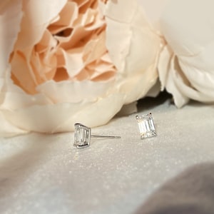 14K Gold Emerald Cut Lab Grown Diamond Stud Earrings (1.2cttw)