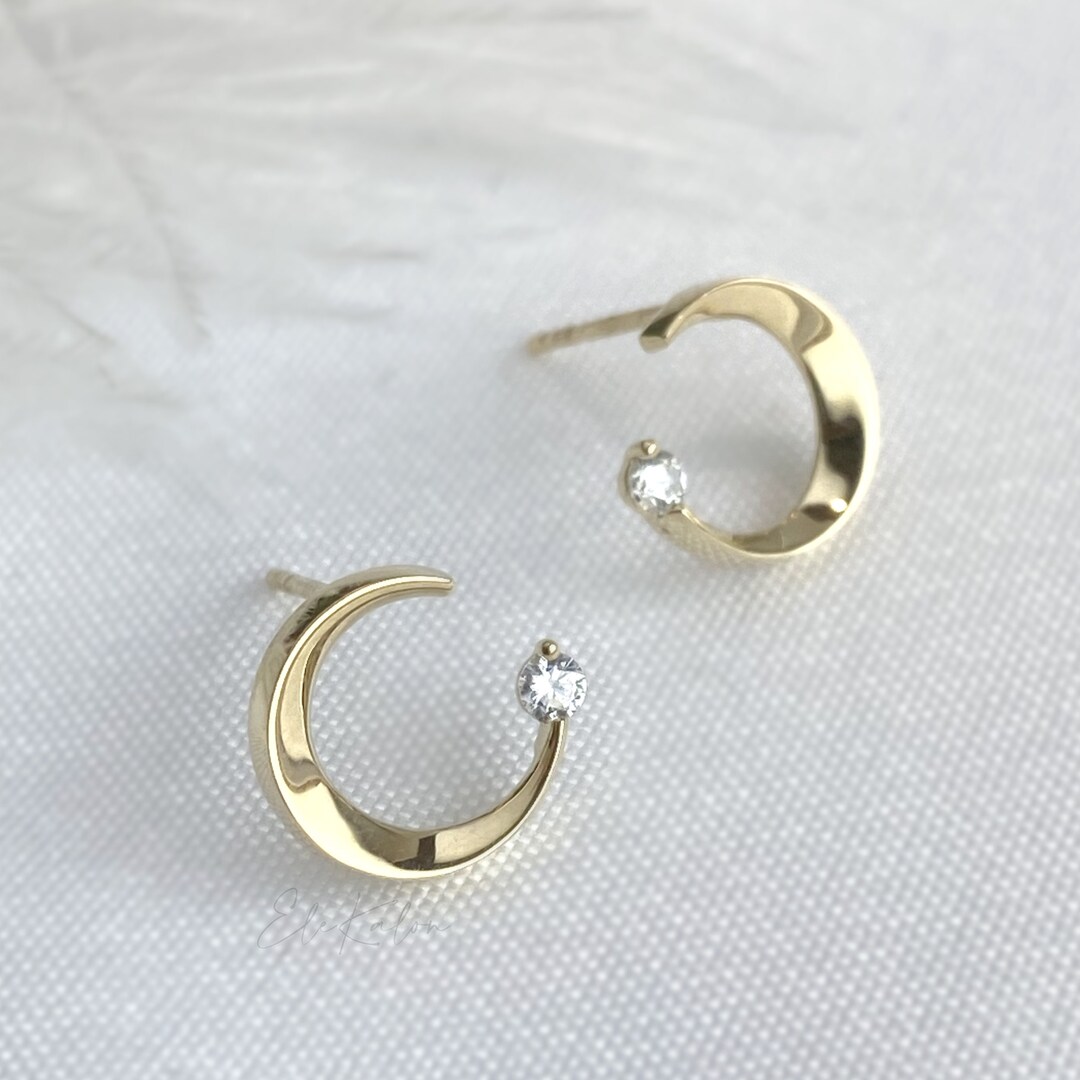 Fancy White Moonstone 92 Sterling Silver Rings at ₹ 100/piece in Jaipur