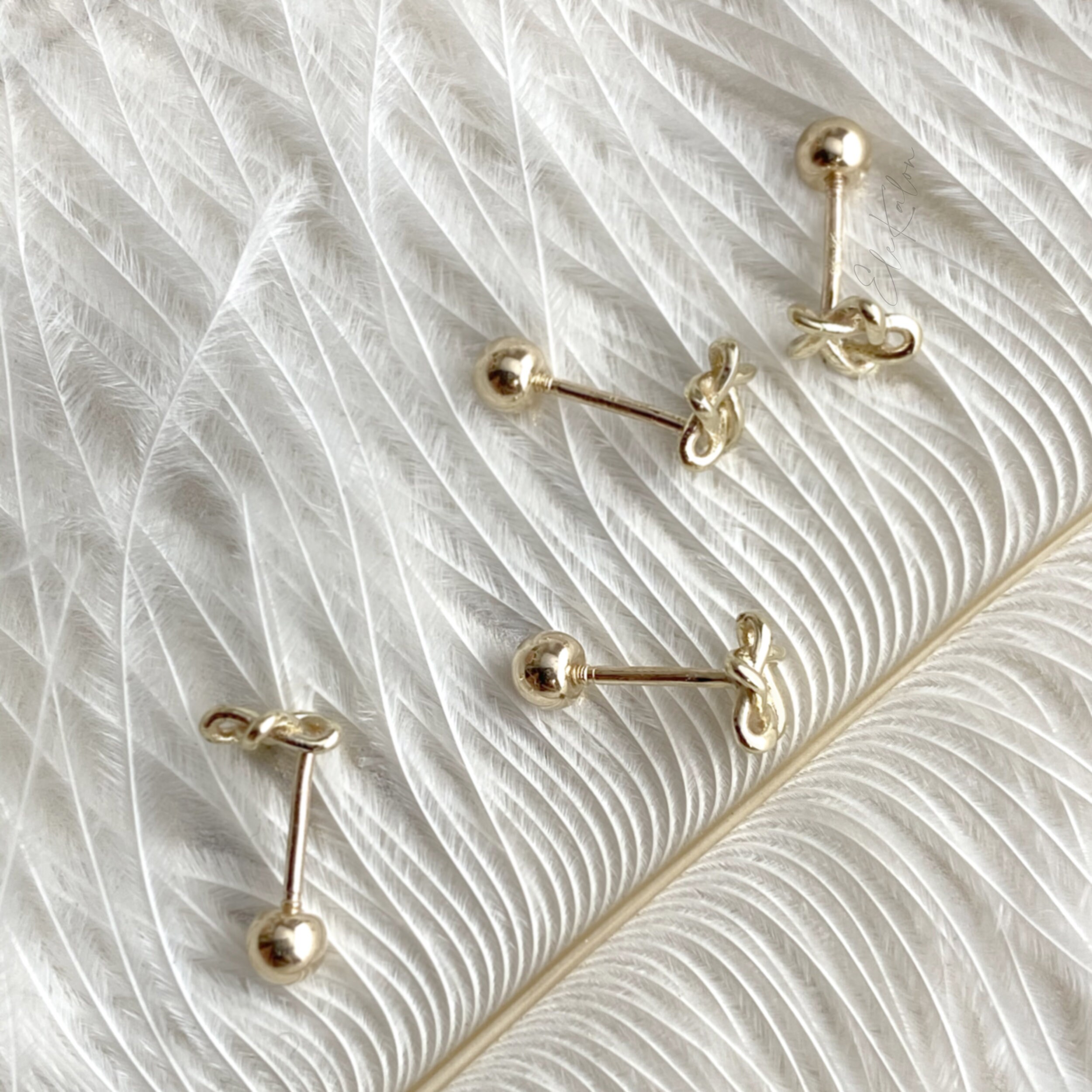 9K Solid Gold Star Earrings, Cartilage Gold Stud Earrings