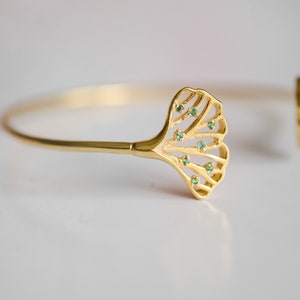 Handmade Ginkgo Leaf Bangle - Elegant Gold or Silver Nature Jewelry