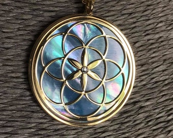 Pendentif Graine de Vie Or 24 carats sur Argent 925, nacre bleue et cristal Bijou de géométrie sacrée spirituelle avec pendentif & collier