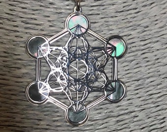 Metatron in argento 925 e madreperla naturale, gioiello spirituale con geometrie sacre,  ciondolo e collana