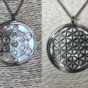 Metatron e Fiore double face in rodio su sfondo in argento sterling 925 e madreperla, gioiello spirituale della geometria sacra