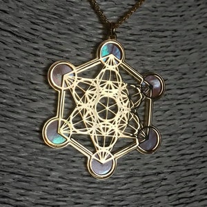 Metatron in oro 24 carati su argento 925 e madreperla naturale, ciondolo spirituale con geometrie sacre e collana, per yoga e meditazione image 7