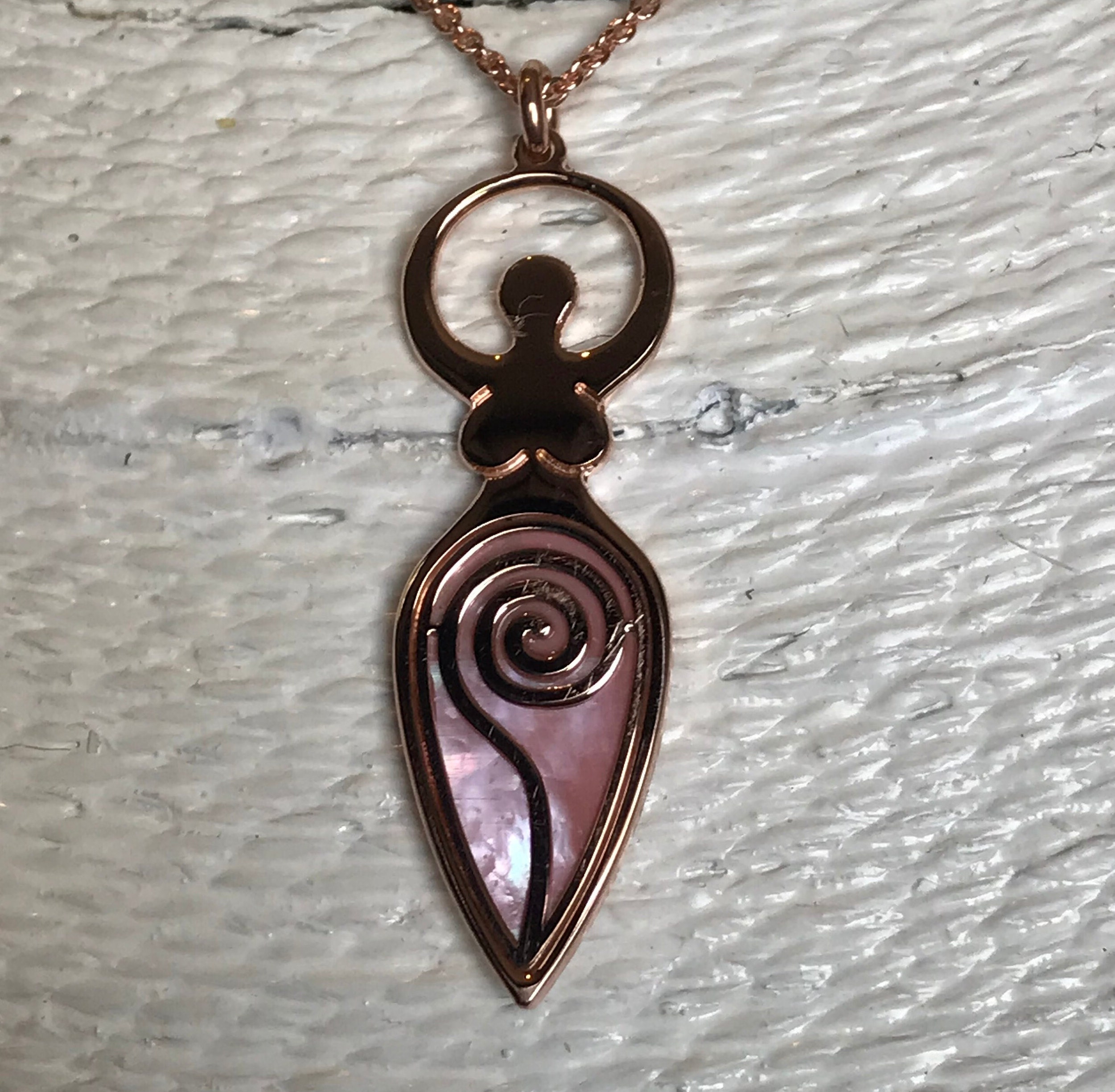 Ciondolo Dea a spirale/Ciondolo Wicca in argento sterling