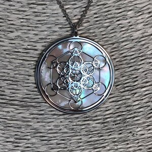 81stgeneration Orecchini A Cerchio In Argento 925 E Madreperla: Eleganza Naturale E Stile Boho! 🌊✨