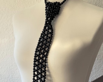Collana con cravatta da donna in perle nere, realizzata a mano, con perline, finta cravatta da uomo, fantastico regalo per le feste.
