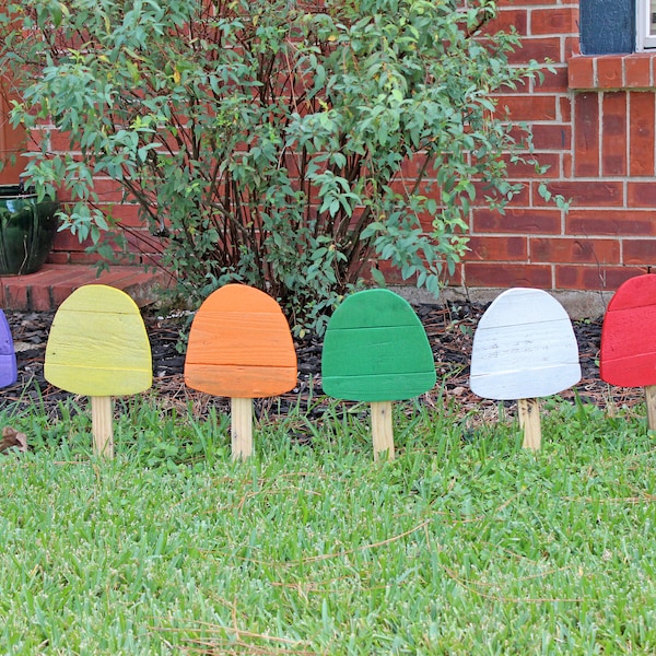 Gumdrop Stakes- Gingerbread House Yard Decoration- Spice Drops- Christmas Decorations- SET of 3