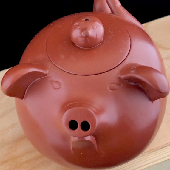 Grumpy Pig and Baby Piglet Teapot (300 Ml), Red Clay, Yixing Zisha