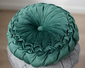 Emerald green pillow for home decor, Decorative velvet cushion, Luxury round pintuck pillow, Green throw cushion