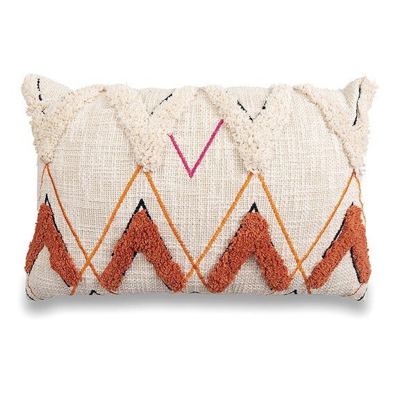 tufted lumbar pillow