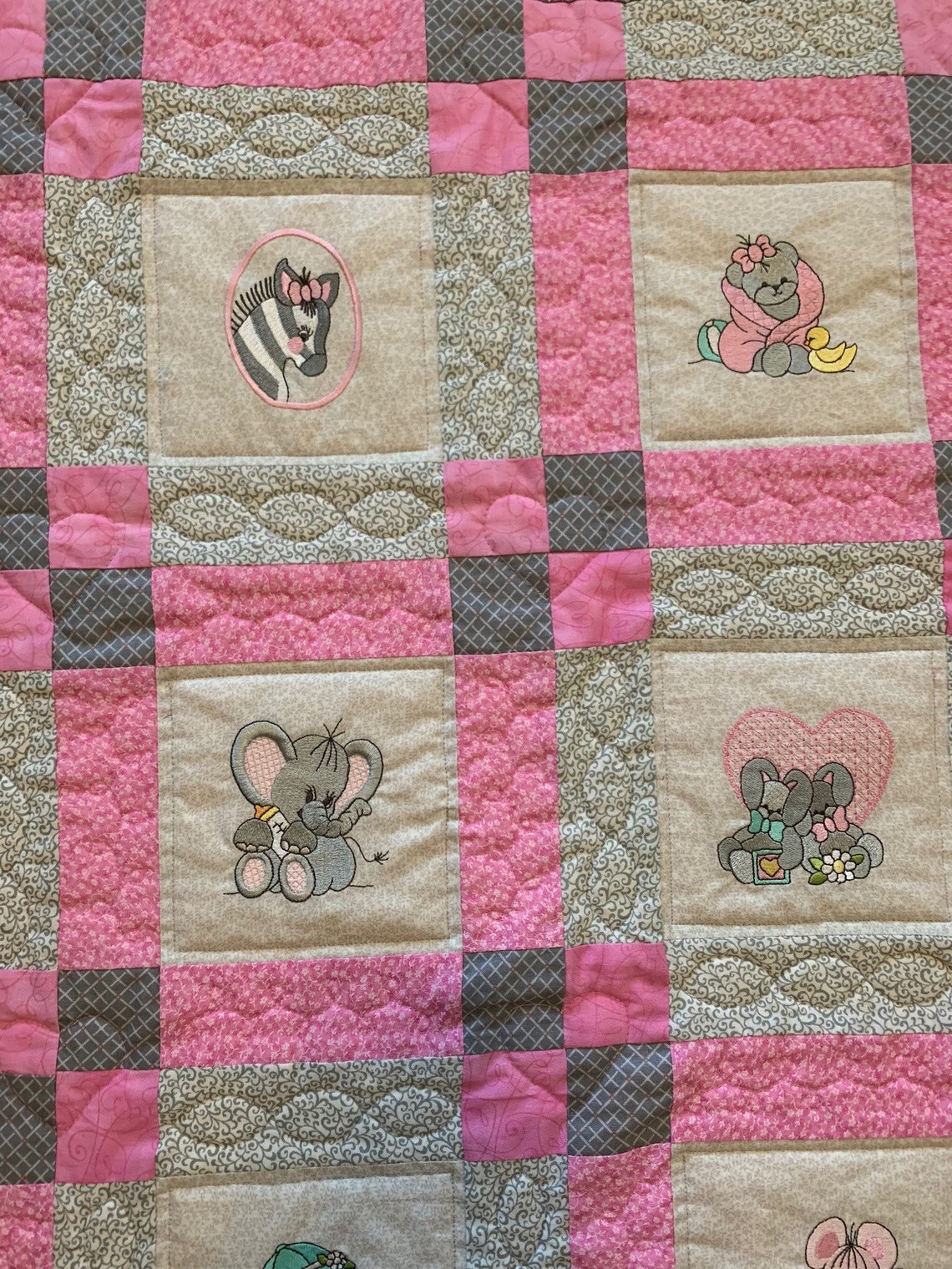 Baby Quilt. Nursery Quilt - Etsy