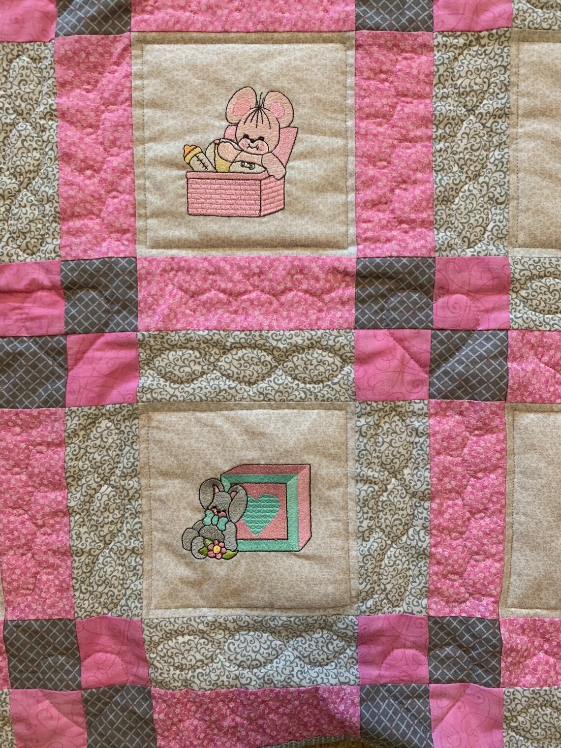 Baby Quilt. Nursery Quilt - Etsy