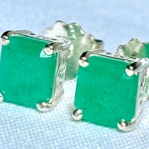 Genuine Colombian emerald earrings, silver 925,  2 carats