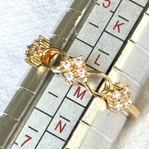 18k Solid Gold Stackable Ring with Zirconia - Size 6 image 8