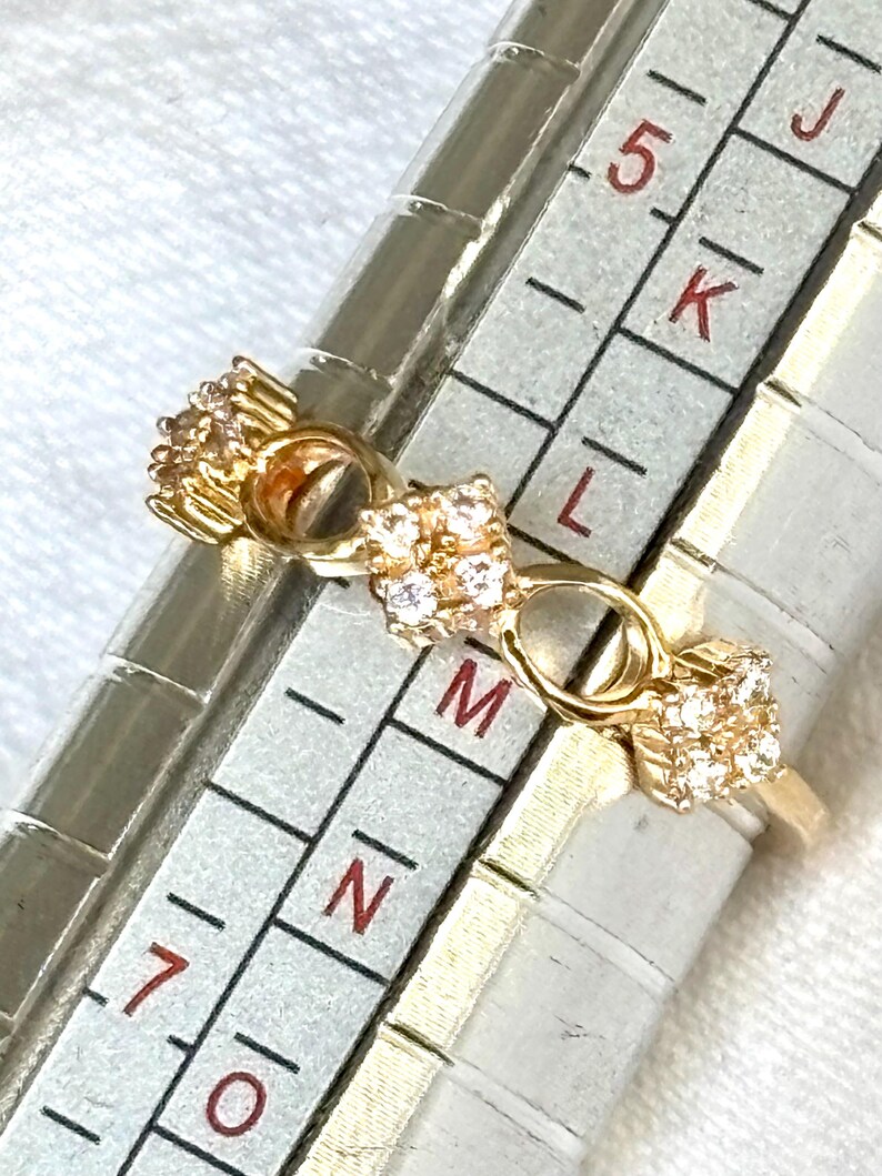 18k Solid Gold Stackable Ring with Zirconia - Size 6 image 8