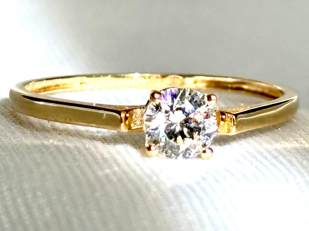 14k Solid Gold Cubic Zirconia Ring - Size 7 - Etsy
