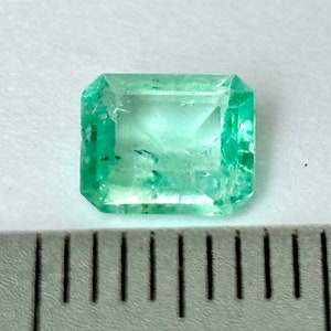 0.700 carats Genuine Colombian emerald -cut loose, gemstone, natural emerald