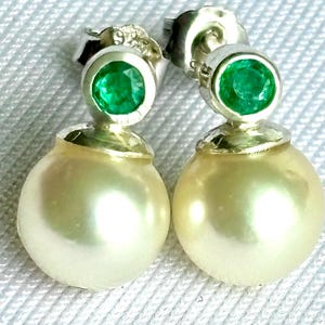 Genuine Colombian natural emerald and mother of pearl earrings, silver 925,  .0.3 carats