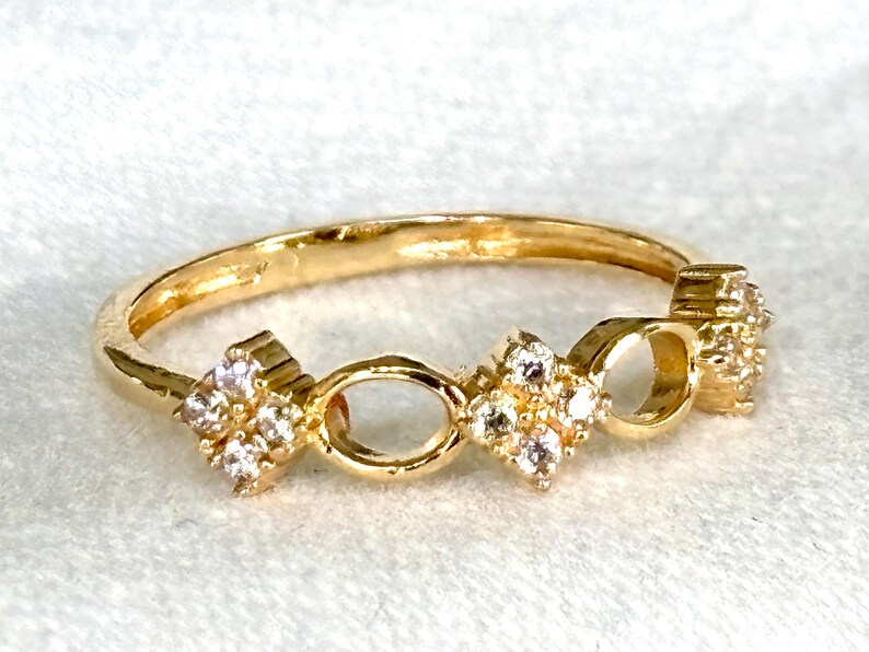18k Solid Gold Stackable Ring with Zirconia - Size 6 image 2