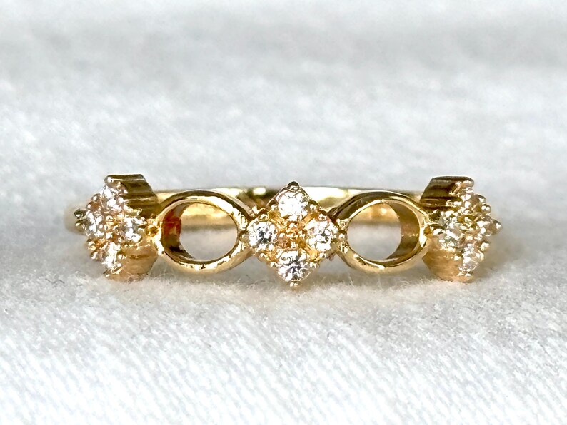 18k Solid Gold Stackable Ring with Zirconia - Size 6 image 4