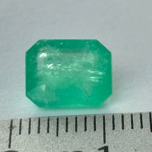 3 carats Genuine Colombian emerald -cut loose, gemstone, natural emerald