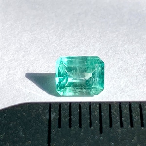 0.445 carats Genuine Colombian emerald -cut loose, gemstone, natural emerald