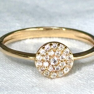 18k Solid Gold Stack Ring with Simulated Diamonds - Size 7