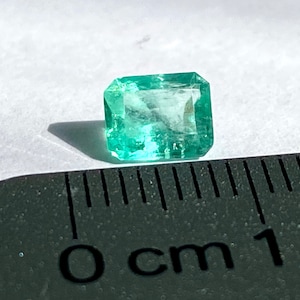 0.765 carats Genuine Colombian emerald -cut loose, gemstone, natural emerald
