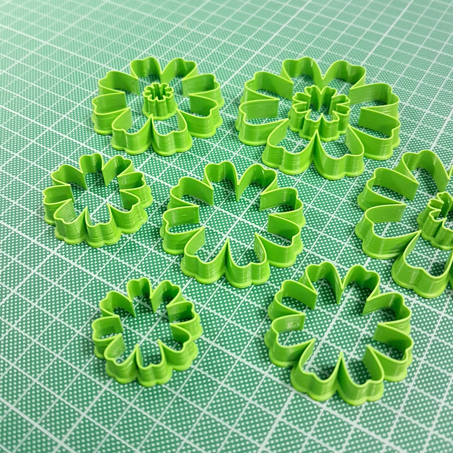 Daisy Flower Cutter / Polymer Clay Cutter / Cookie Cutter / Etsy