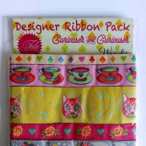 Tula Pink Curiouser and Curiouser Wonder Ribbon Pack von Renaissance Ribbons