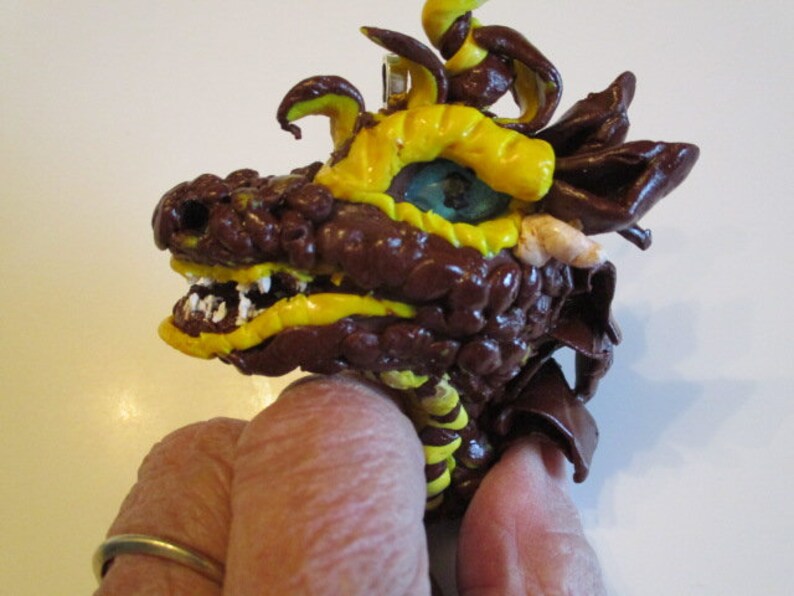 Dragon head pendant