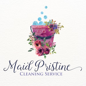 Logo schoonmaakservice, schoonmaakster logo, aquarel schoonmaakster logo met emmer zeepsop en bloemen, bloemen kantoor schoonmaak logo's, bedrijfslogo
