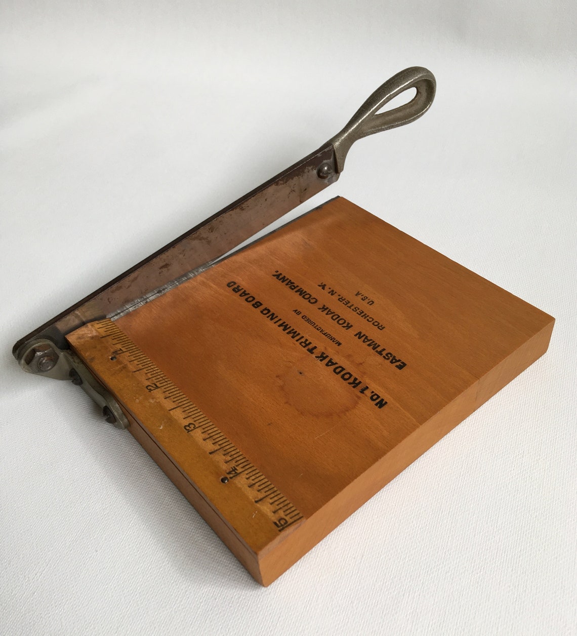 Antique No.1 Kodak Trimming Board Hardwood Hinged Blade Five Inch Ruler