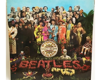 The Beatles Sgt. Pepper’s Lonely Hearts Club Band Album Stereo LP Cover Design by Peter Blake and Jann Haworth PCS 7027 1969