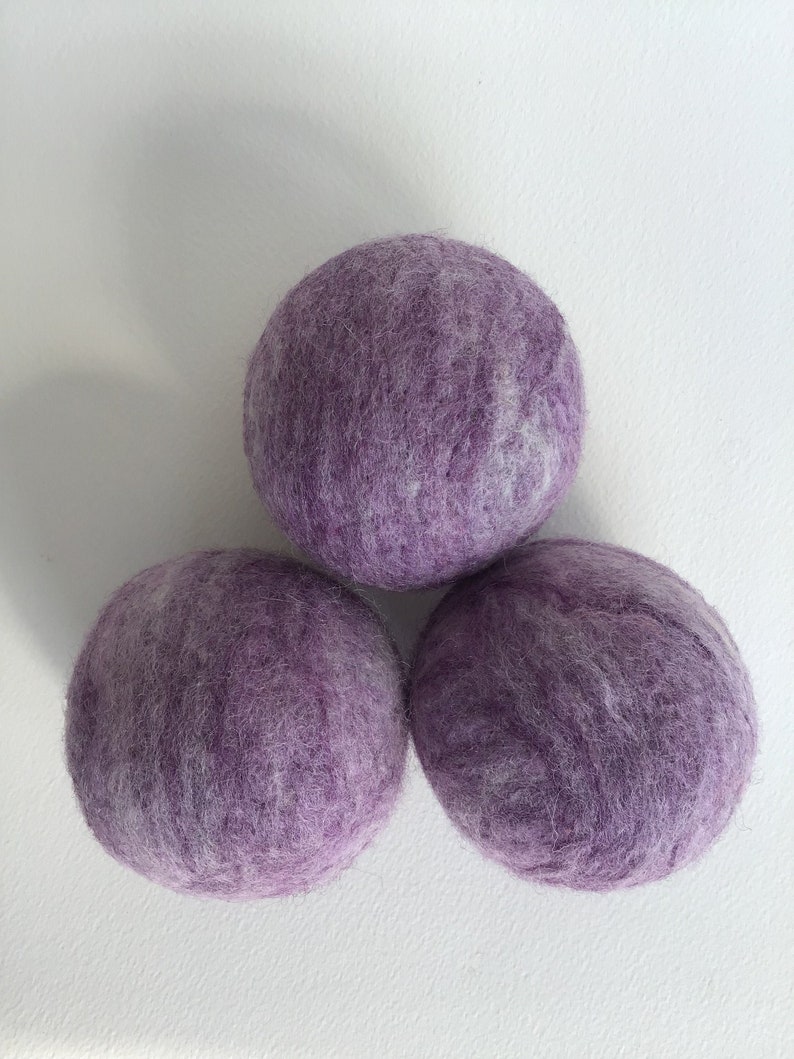 100% Wool Dryer Balls Lavender,Lilac image 1