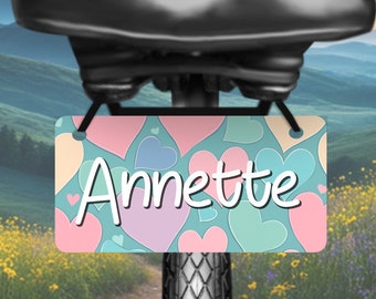 Hearts background design aluminum bicycle tag, cute bike license plate printed with name, great for kids