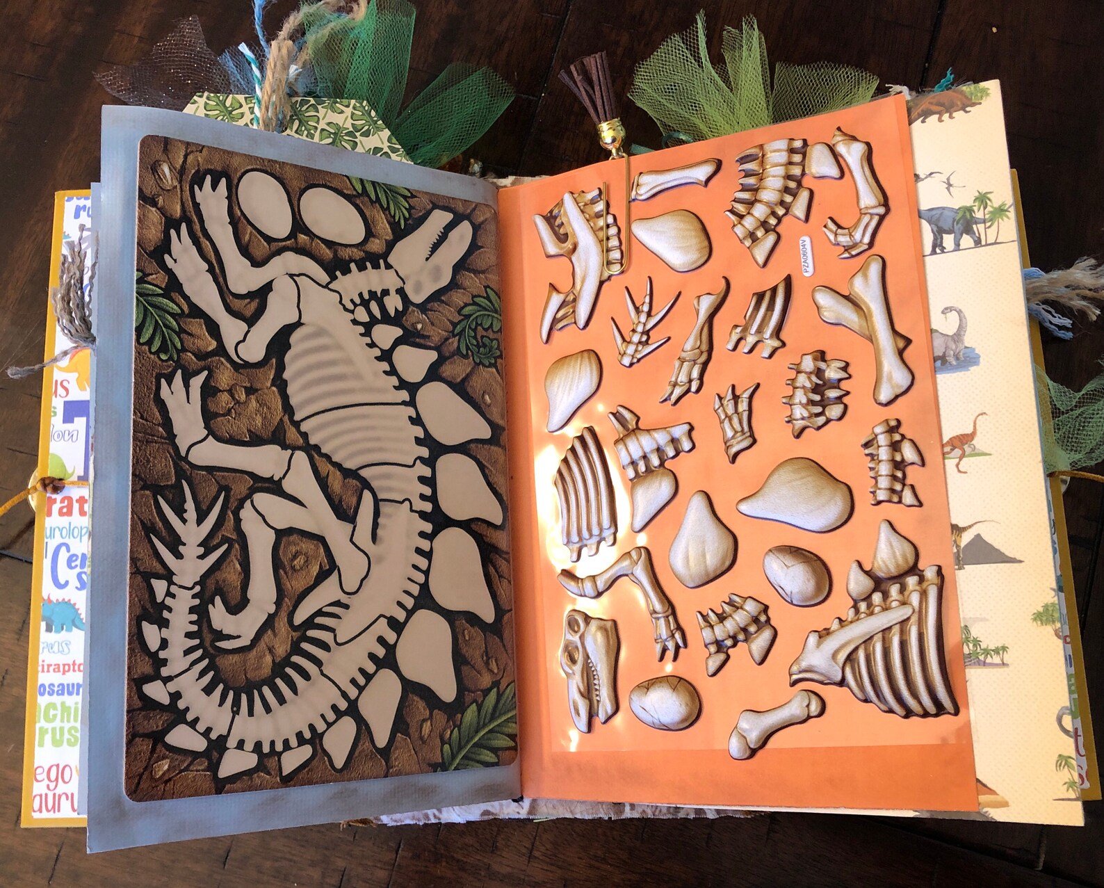 Dinosaur Junk Journal Etsy dinosaur-junk-journal-etsy