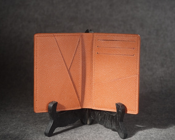 Saffiano & Epi Leather Vertical Bifold Pocket Organizer 