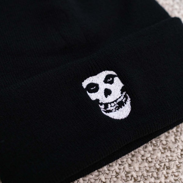 Crimson Ghost Skull Rock Embroidered Beanie