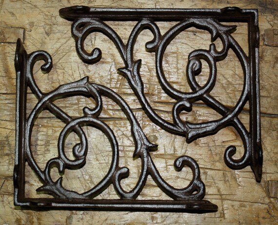 2 Cast Iron Antique Style Large VICTORIAN Brackets Garden Braces Shelf Bracket