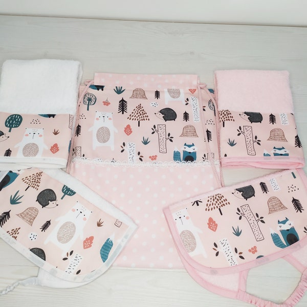 Set asilo personalizzabile, coordinato rosa  per bimba