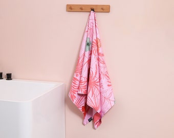 Microfiber Waffle Bath towel | Quick-Dry | Highly Absorbent | Hawaiian Design — Pink Light Dream
