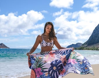Hawaiian Microfiber Beach Towel | Lightweight | Quick-Dry | Sand-Free — Rainbow Garden