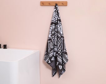 Microfiber Waffle Bath towel | Quick-Dry | Highly Absorbent | Hawaiian Design —Black Tribal