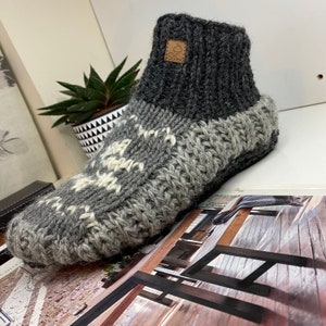 100% Wool Handmade Slipper Winter Indoor Woollen Shoes Socks Warm Soft Handmade For Men Women 6 image 3