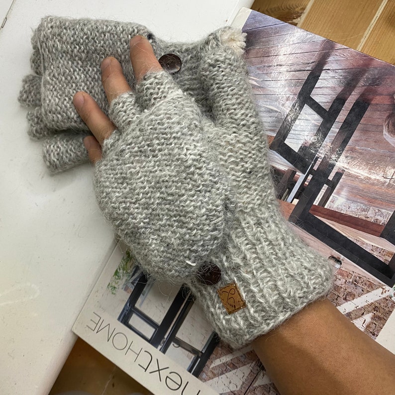 Woollen Handmade Himalayan Sherpa Gloves Winter Warm Soft Handmade For Men Women 1 Design 3
